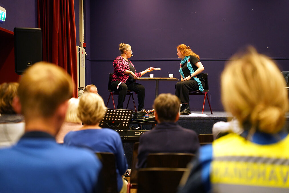 Buurttheater ‘Bij twijfel niet doen’ – Pannehoef in Brabant