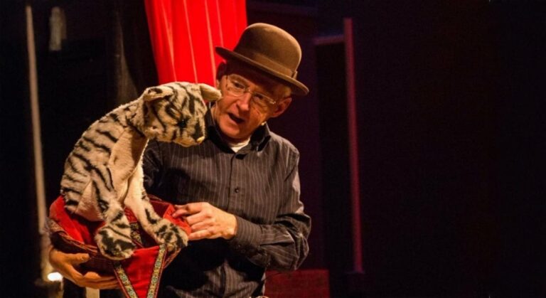 Poppentheater: Vreemde Vogels — theater in Brabant